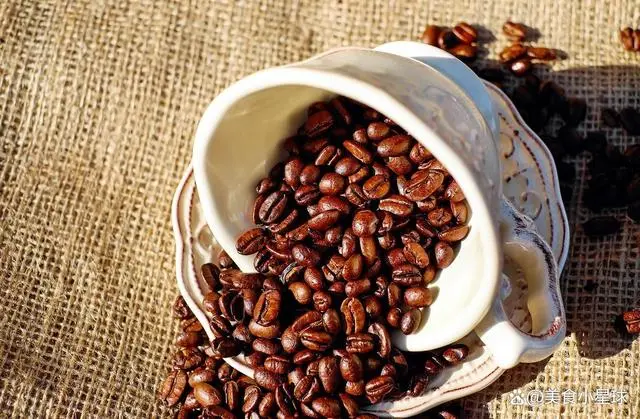 世界上第一杯咖啡就在摩卡港