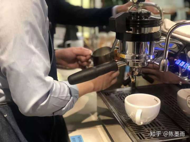 原装半自动咖啡机_原装咖啡自动机图片_原装咖啡自动机好用吗